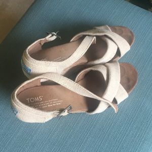 Toms wedge sandals